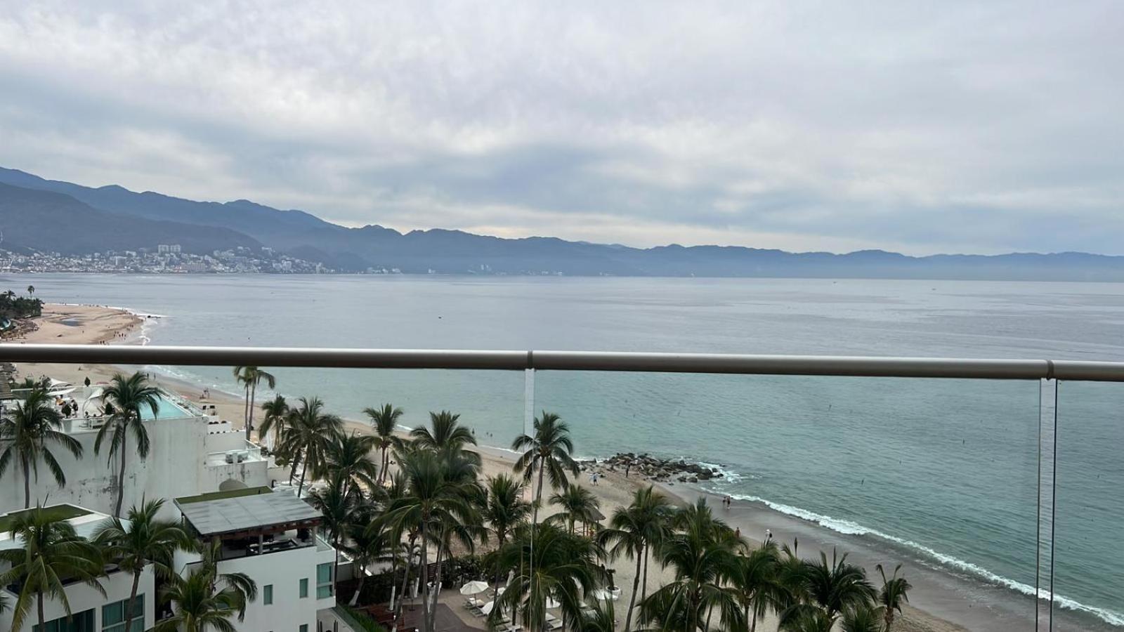 Icon Vallarta, Puerto Vallarta Esterno foto